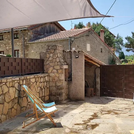 Сasa de vacaciones El Toleo Hoyos del Espino